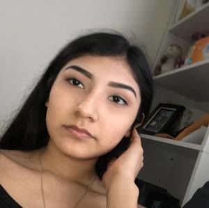 Meet your Posher, Crystal